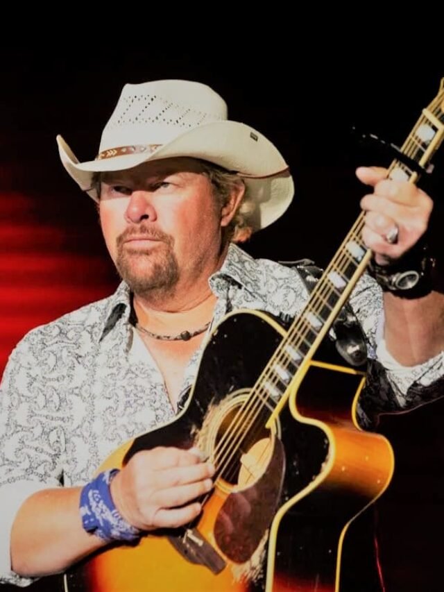 Toby Keith’s Passing Highlights Easily Missed Signs of Stomach Cancer